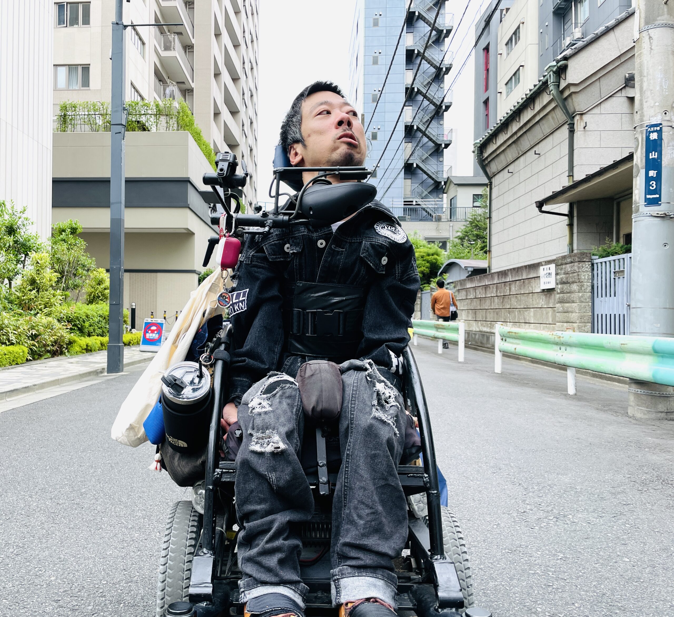 道の真ん中にいる僕