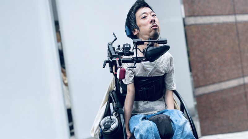道の端にいる僕