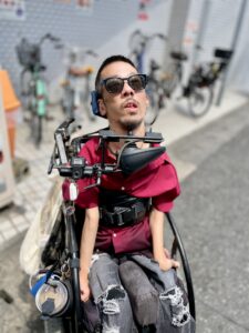 サングラスをかけている僕