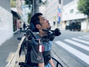 横断歩道の前にいる僕