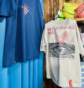 バンドザウルスのコラボTシャツ