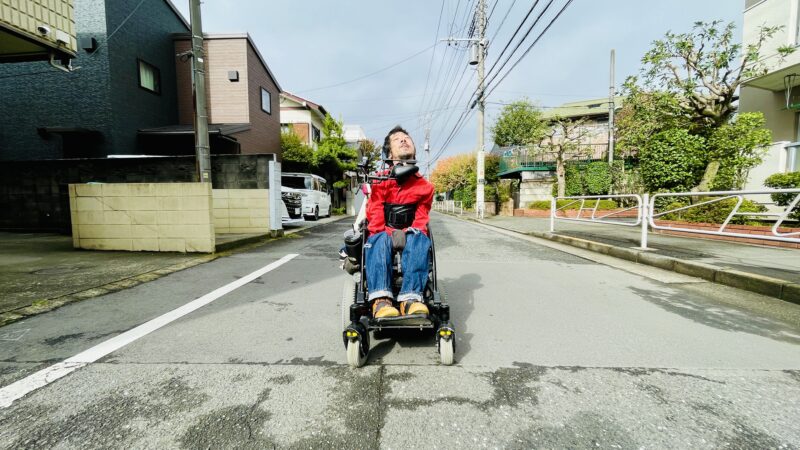 道の真ん中にいる僕