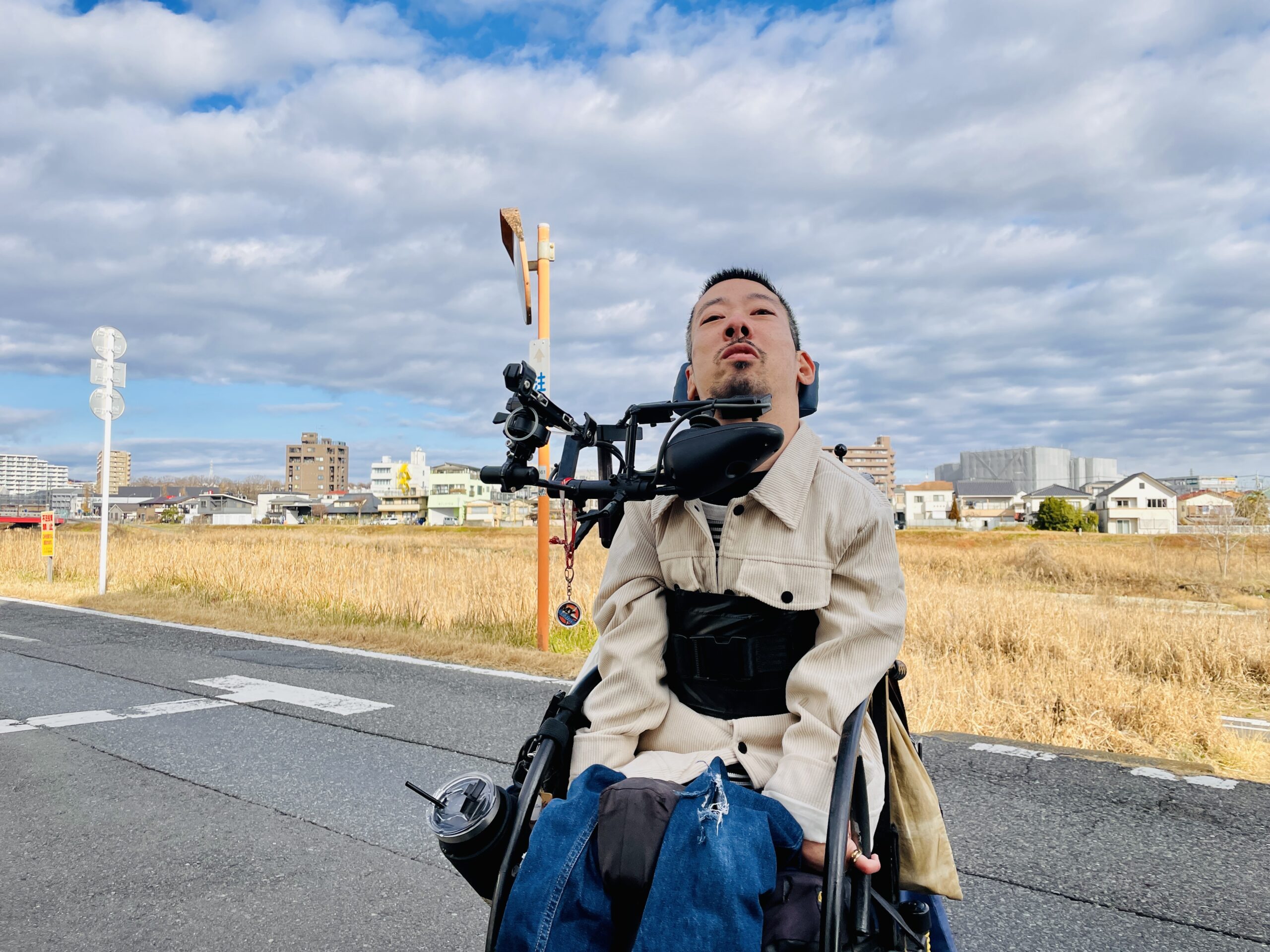 河川敷にいる僕