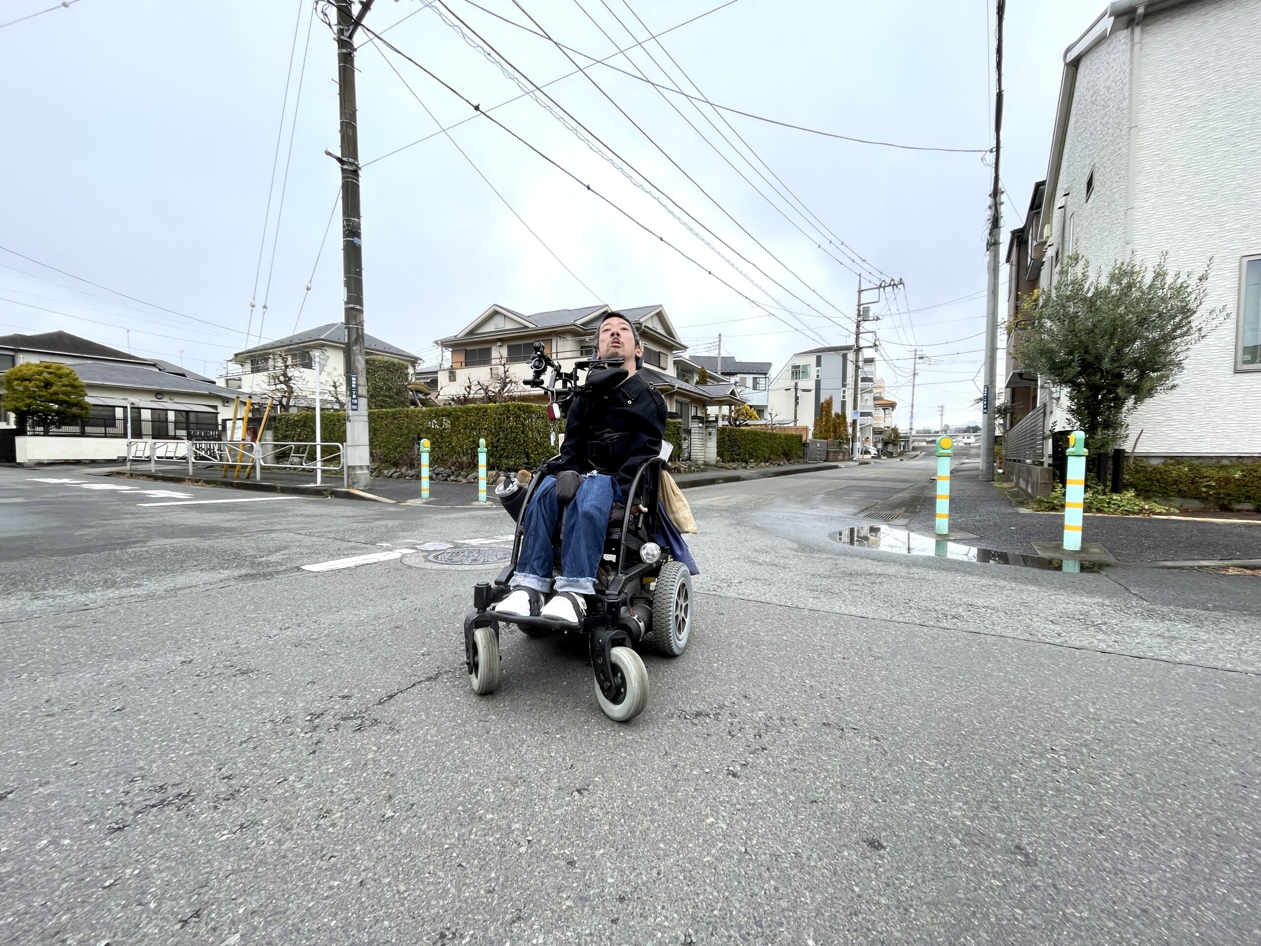 青い空の下にいる僕