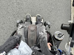 足の上から撮影した写真