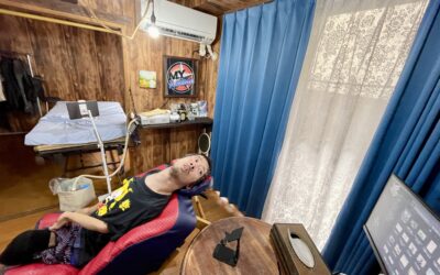 パソコンを見ている僕